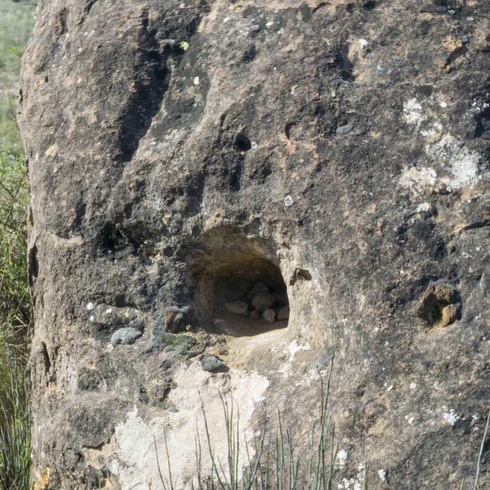 Detalle de la pequeña piedra de los deseos